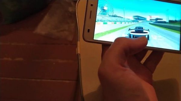 Honor 5C Real Racing 3