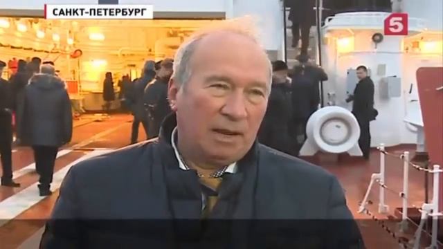 В торжественной обстановке пограничникам передали новый сторожевой корабль «Полярная звезда» смотреть онлайн