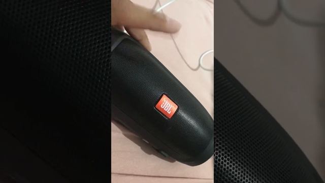 JBL Charge mini réplica com alto falante modificado e bateria maior. смотреть онлайн