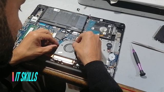 How to Trouble Shoot - Dell Inspiron 3593 Cooling Fan Noise Issue- IT Skills смотреть онлайн