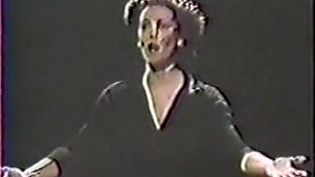 Carrie The Musical: Pia Lindstorm TV Review смотреть онлайн