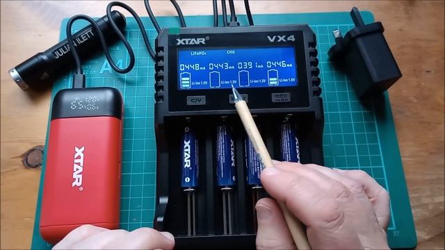 Xtar VX4 Battery Charger Capacity Tester