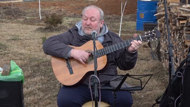 03 Мой март на все лады меня ругает...- Иван Васильев