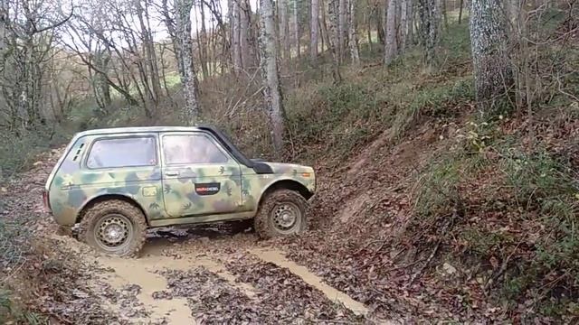 Lada niva forest, oihana, bosque 2 смотреть онлайн