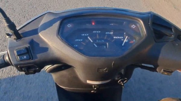 Honda Lead 100 2002 год