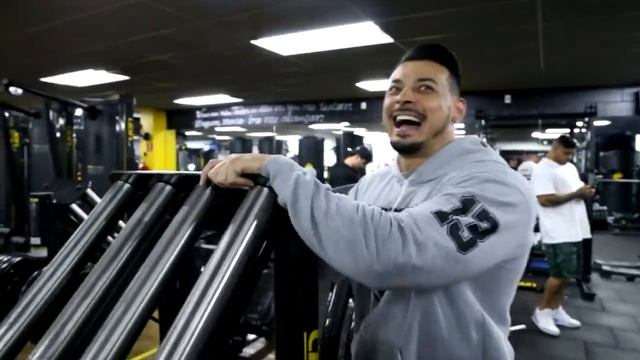 Hambúrguer Pós Treino *FUI DESAFIADO* смотреть онлайн
