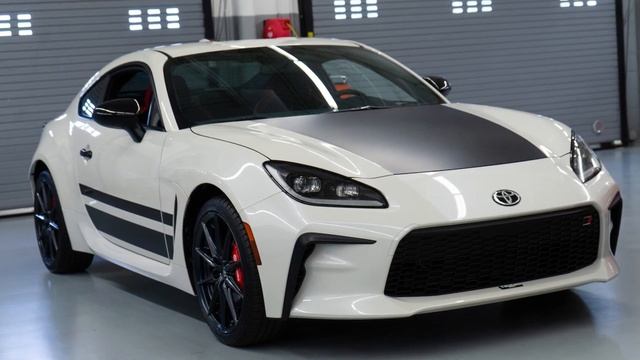 2024 Toyota GR86 What's New AND Powertrain смотреть онлайн
