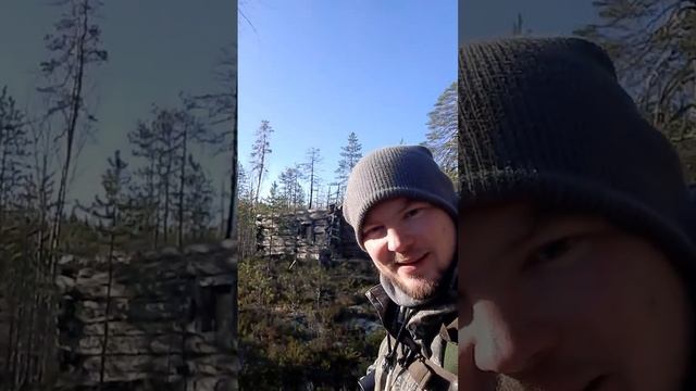 НАТКНУЛСЯ НА ЭТО В ЛЕСУ. ЛЕСНАЯ ИЗБА. #shorts смотреть онлайн