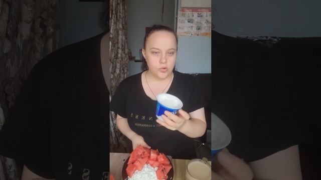 на обед творог обезжиренный и арбуз , греческий йогурт , цикорий и ментос , худеем вместе , зож , п смотреть онлайн