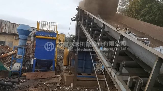 Blade Pre Shredder and Hammer Mill Shredder Scrap Metal Recycling Line In The Recycling Yard смотреть онлайн