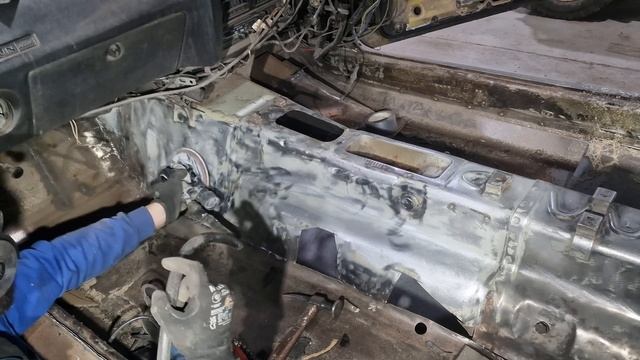 Restoring Our Abandoned Datsun 260Z - Finishing The Custom Floor & Starting The Custom Back End смотреть онлайн