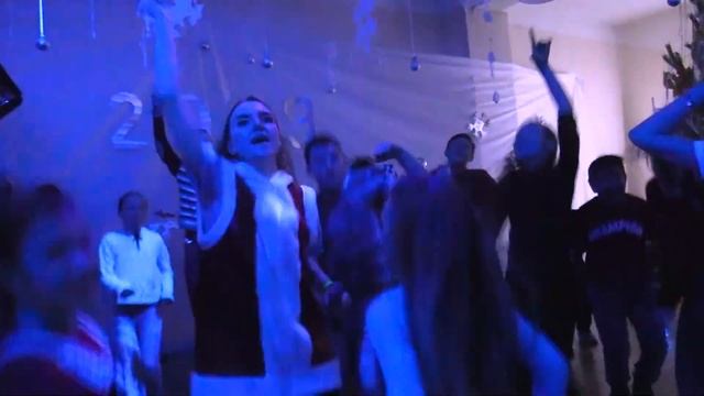 Новогодняя вечеринка "ТЕЛЕ*ZZZВЁЗДНАЯ ЗИМА" - 2018-2019 смотреть онлайн