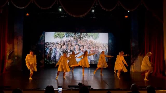 выступление знакомой.Оцените пожалуйста.mp4