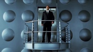 [ТРЕШ ОБЗОР] фильма МИССИЯ КРАСНЫЙ (Новый Год отменяется, т.к. Санту похитили!)