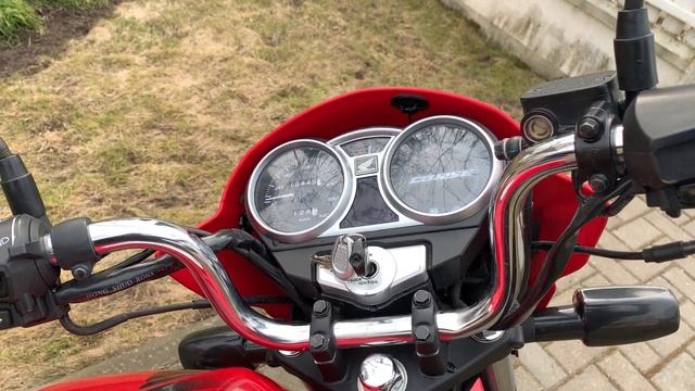 Honda CB125E смотреть онлайн