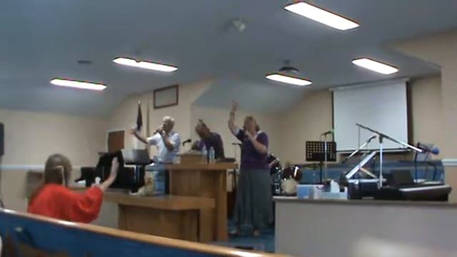 THE CARTER FAMILY SINGING AT BLESSED HOPE BIBLE CHURCH JULY 15 2012 WE HAD 4 PEOPLE TO GET SAVED смотреть онлайн