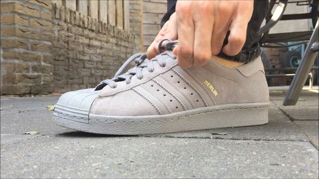 Adidas Superstar 80s City Series Berlin || On Feet смотреть онлайн