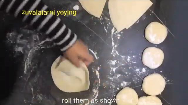 Uzbek Cuisine | To'rtburchak Qatlama | Layered Bread "Qatlama" смотреть онлайн