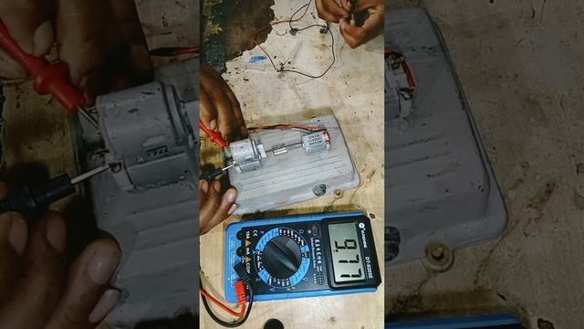 amazing trick 12 volt se 9 volt and 3 Bolt kaise banaen🤔🥰 three colour LED and strip#viral #videos смотреть онлайн