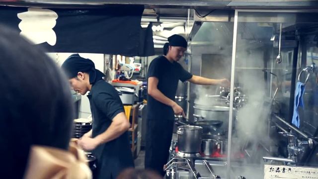 Best Ramen in Sapporo, Hokkaido. RAMEN SHINGEN смотреть онлайн