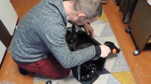 разбираю Снегоуборщик электрический 1800W, NJ40103