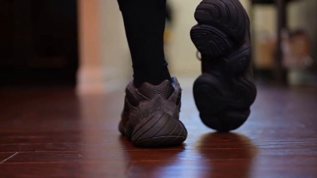 YEEZY 500 UTILITY BLACK REVIEW AND ON FEET! - Online Shopey смотреть онлайн