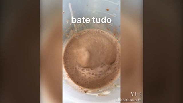 Smoothie de banana e abacate, com cacau ou café (batida) смотреть онлайн