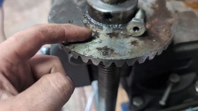 Как восстановить посадку гужона.Ремонт станка 2н135 ч.3 смотреть онлайн