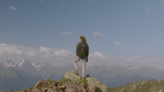 Девочка летом. смотреть онлайн