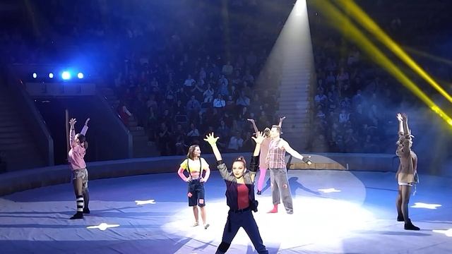 "БРОДЯГИ С БРОДВЕЯ" АКРОБАТИЧЕСКАЯ ПАРА, ШОУ "ЦИРК ФИЛАТОВЫХ", КУРСКИЙ ЦИРК смотреть онлайн