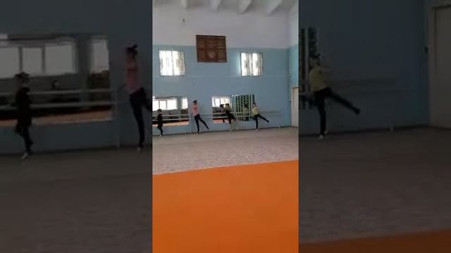 Красивый танец смотреть онлайн