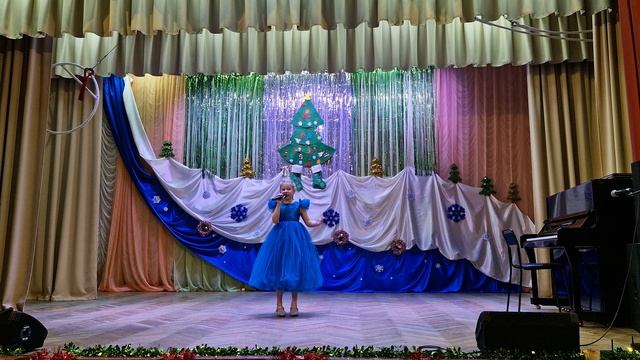 Новый год! Дед Мороз и внучка! смотреть онлайн