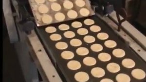 Видео работы машины формующей для сахарного печенья РМП 3М
