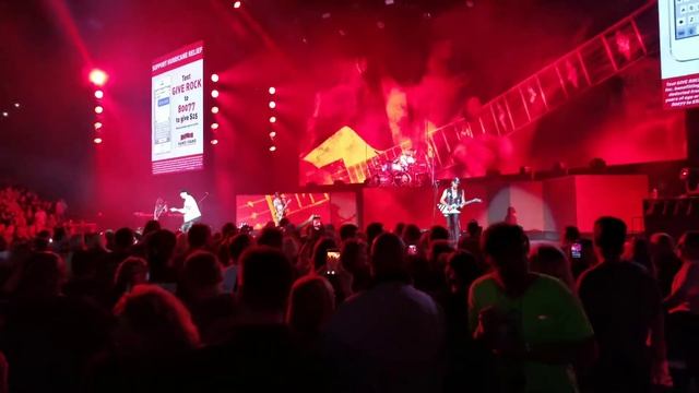 Scorpions concert, AllState Arena, 23.September.2017, Still Loving You смотреть онлайн