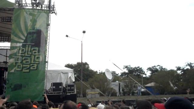 Neon Indian-polish girl live@ lollapalooza 2012 смотреть онлайн