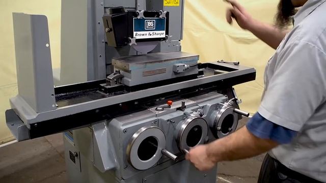 Brown & Sharpe 2 HP 6" x 18" Micromaster Surface Grinder смотреть онлайн