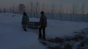 Расстановка семей зимовавших на улице. Веревочные носилки.