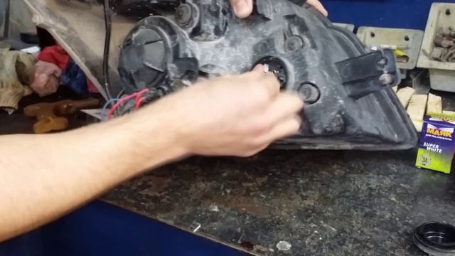 Замена ламп головного света и противотуманных ламп на Hover смотреть онлайн