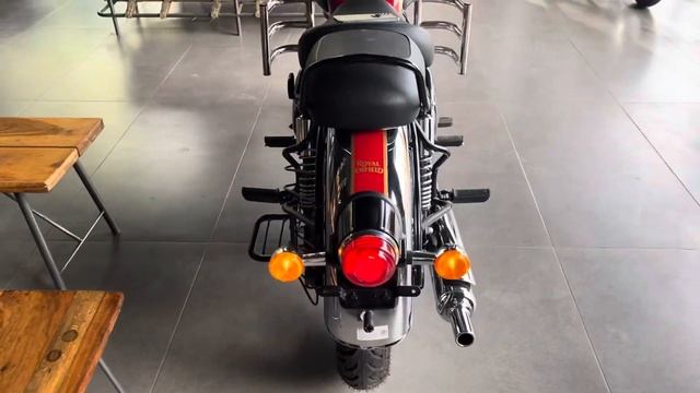 2024 Updated Royal Enfield Classic 350 Chrome Red E20 Review | 2024 Royal Enfield Classic 350 смотреть онлайн