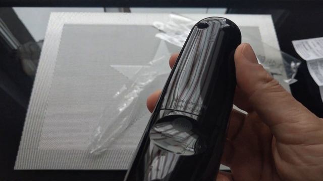 LG Magic Remote MR20GA Unboxing