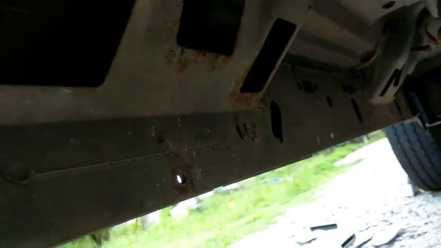 Installing Nerf bars on the F250 смотреть онлайн