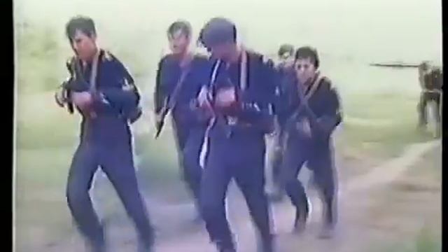 С Моря на Землю в Бой ! смотреть онлайн