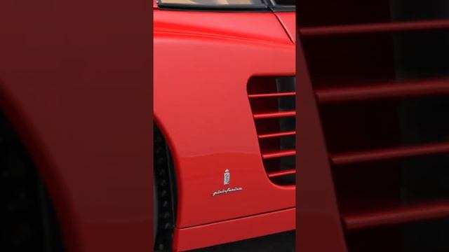 The iconic lines of the 512 TR. #ferrari #512TR #Ferrari512TR #Testarossa #ferrariclassic смотреть онлайн