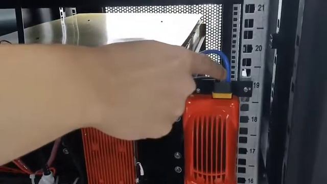 BMS with Parallel Module Connection! смотреть онлайн