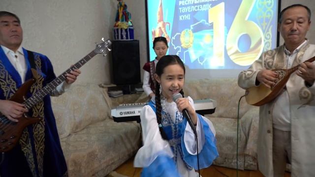 Алтын-Алма - Желтоқсан лебі. Әні мен сөзі Шампетова Қ.Ш. (Тәуелсіздік мерекесіне арнау) смотреть онлайн