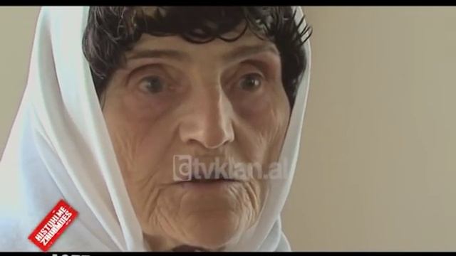 Histori me Zhurmues - Viti 1977 - Sezoni 3 (26 Qershor 2011) смотреть онлайн