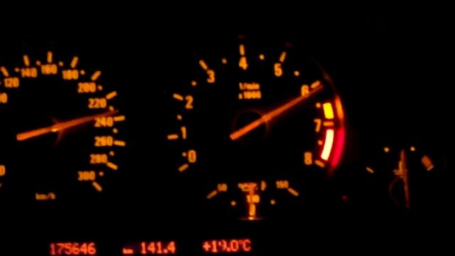 190-270 km/h in 5th Gear TEST UPHILL ON BMW M5 E39 by Fastlanept.com смотреть онлайн