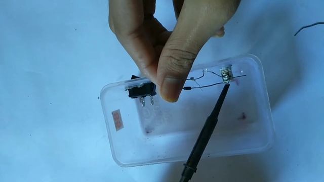 How to make rechargeable emergency LED light at home смотреть онлайн