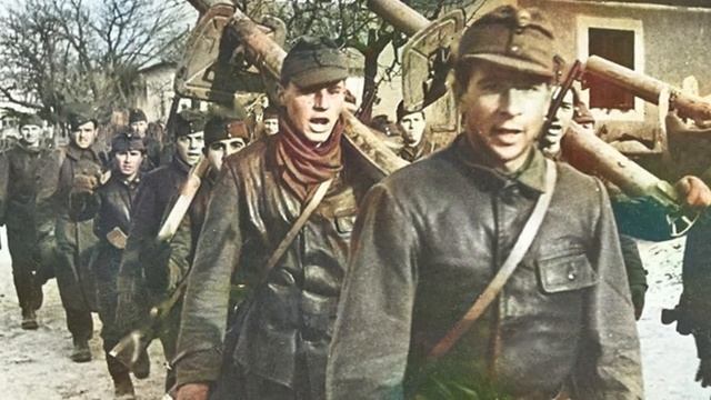 Венгров старались не брать в плен за их жестокость смотреть онлайн