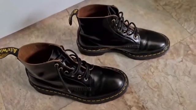 Dr.Martens